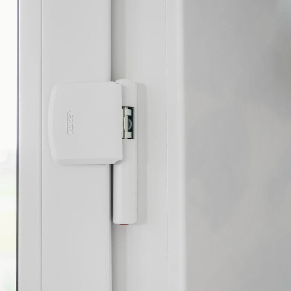 paumelle pour sécuriser fenêtre abus fas 101 pose