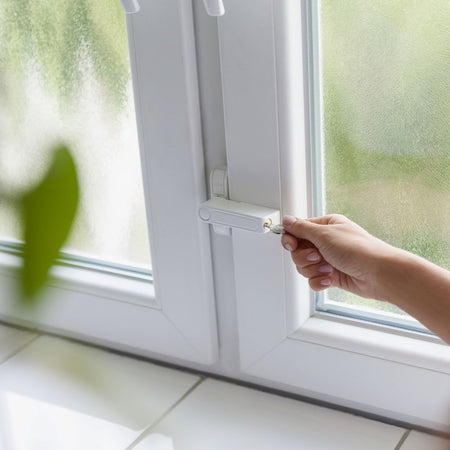 sécurité pour fenêtre abus 2410 pose