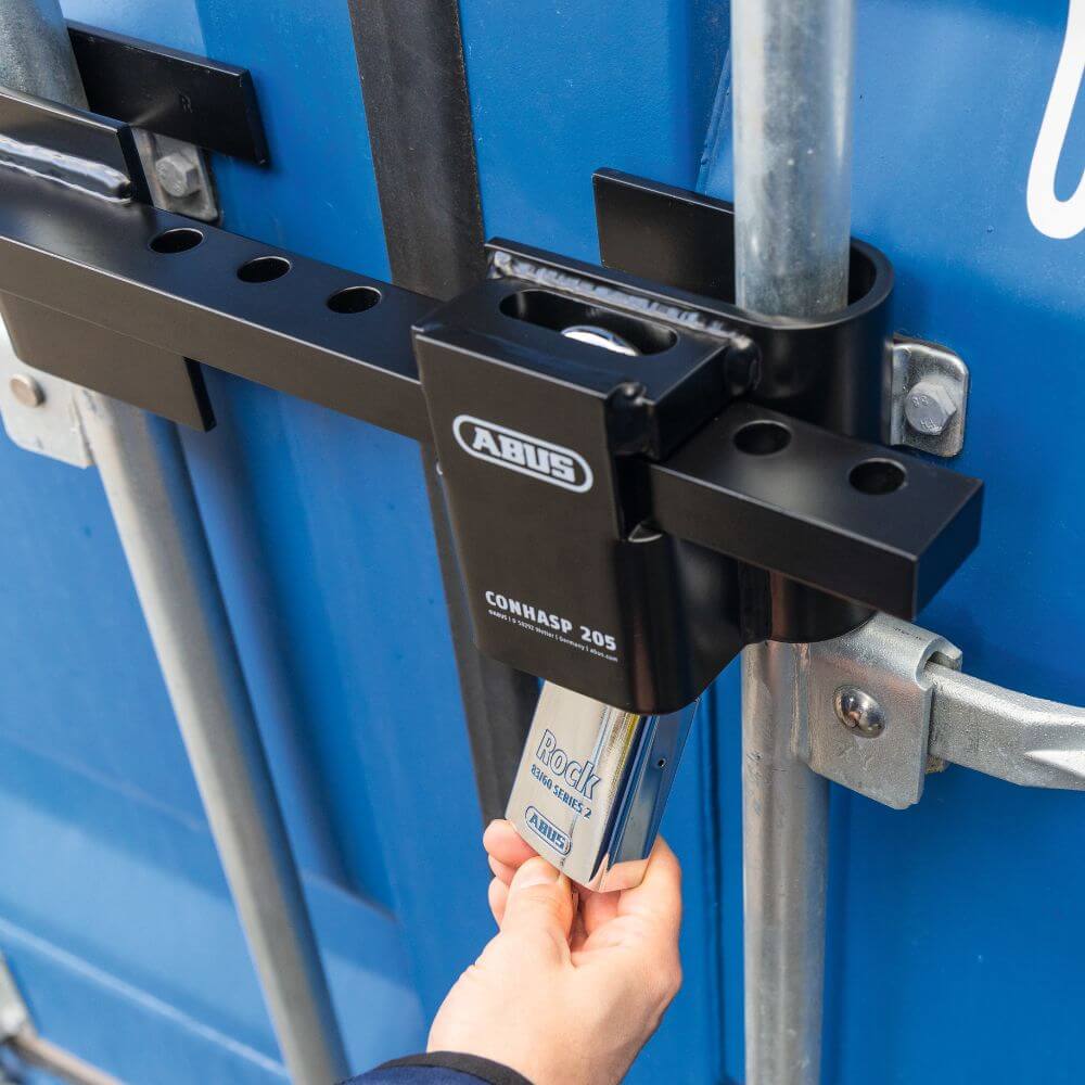 protege cadenas conteneur maritime